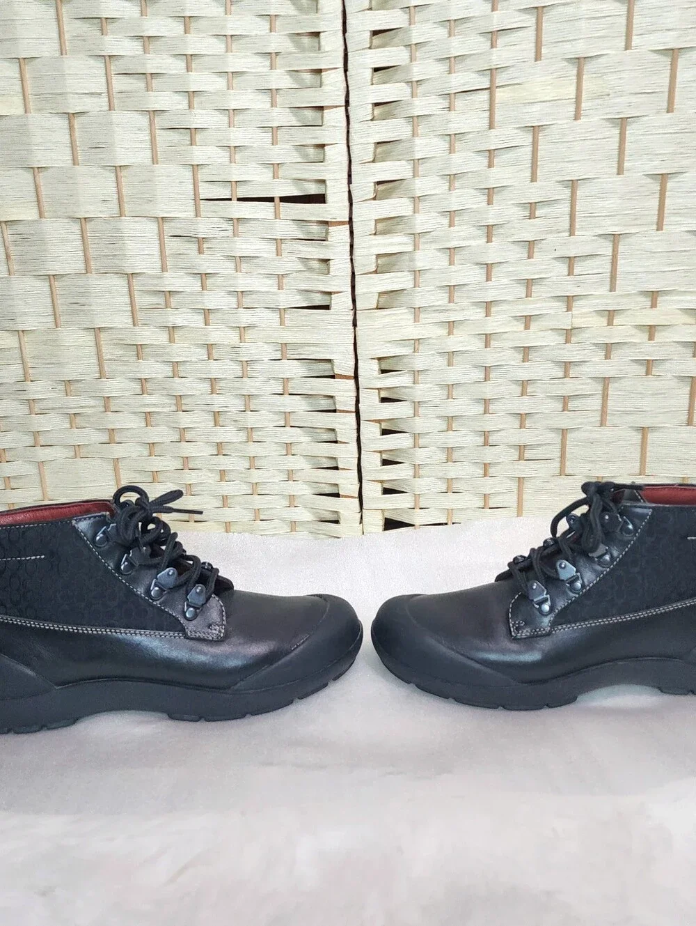 Coach Dyanne Black Oiled Leather Jacquard Logo Lace-up Booties Size 7.5 P488